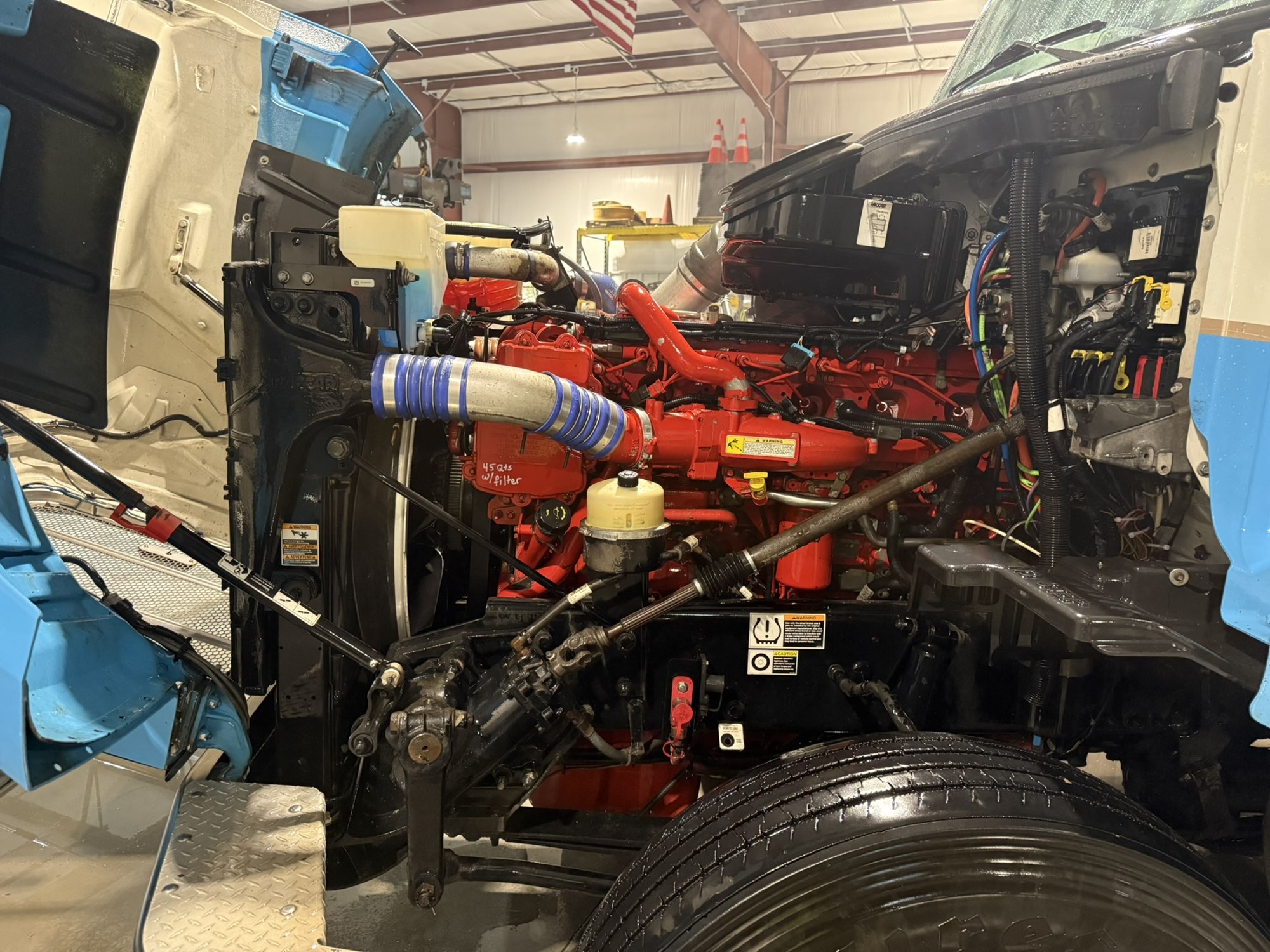 2015 Peterbilt 567 FD295157U-33 2015 Peterbilt 567 FD295157U-33