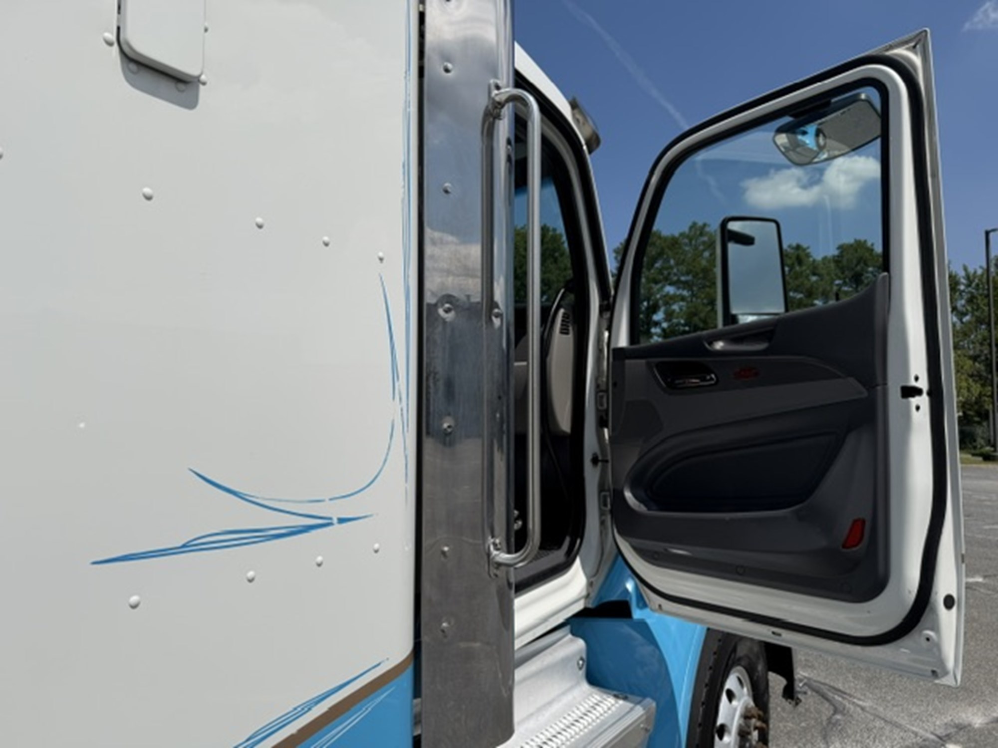 2015 Peterbilt 567 FD295157U-37 2015 Peterbilt 567 FD295157U-37