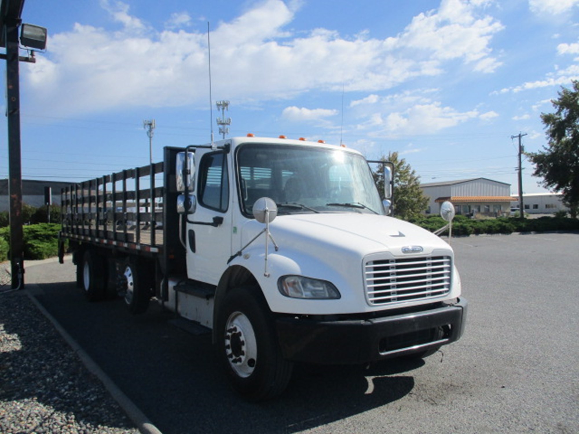 2016 Freightliner M2 2016 Freightliner M2 - image 2 of 6