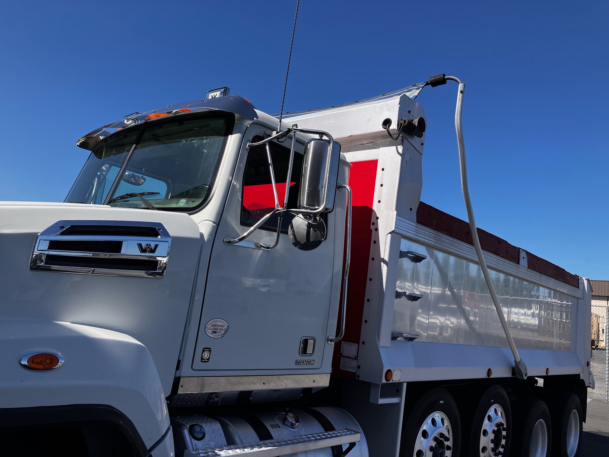 2017 Western Star 4700 HPJD3562U-19 2017 Western Star 4700 HPJD3562U-19