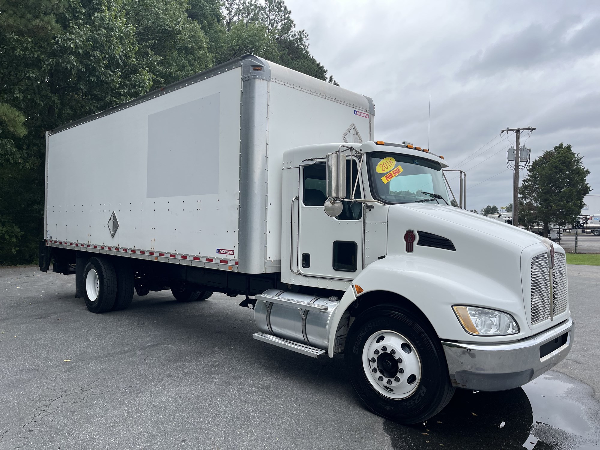 2018 Kenworth T270 2018 Kenworth T270 - image 3 of 6