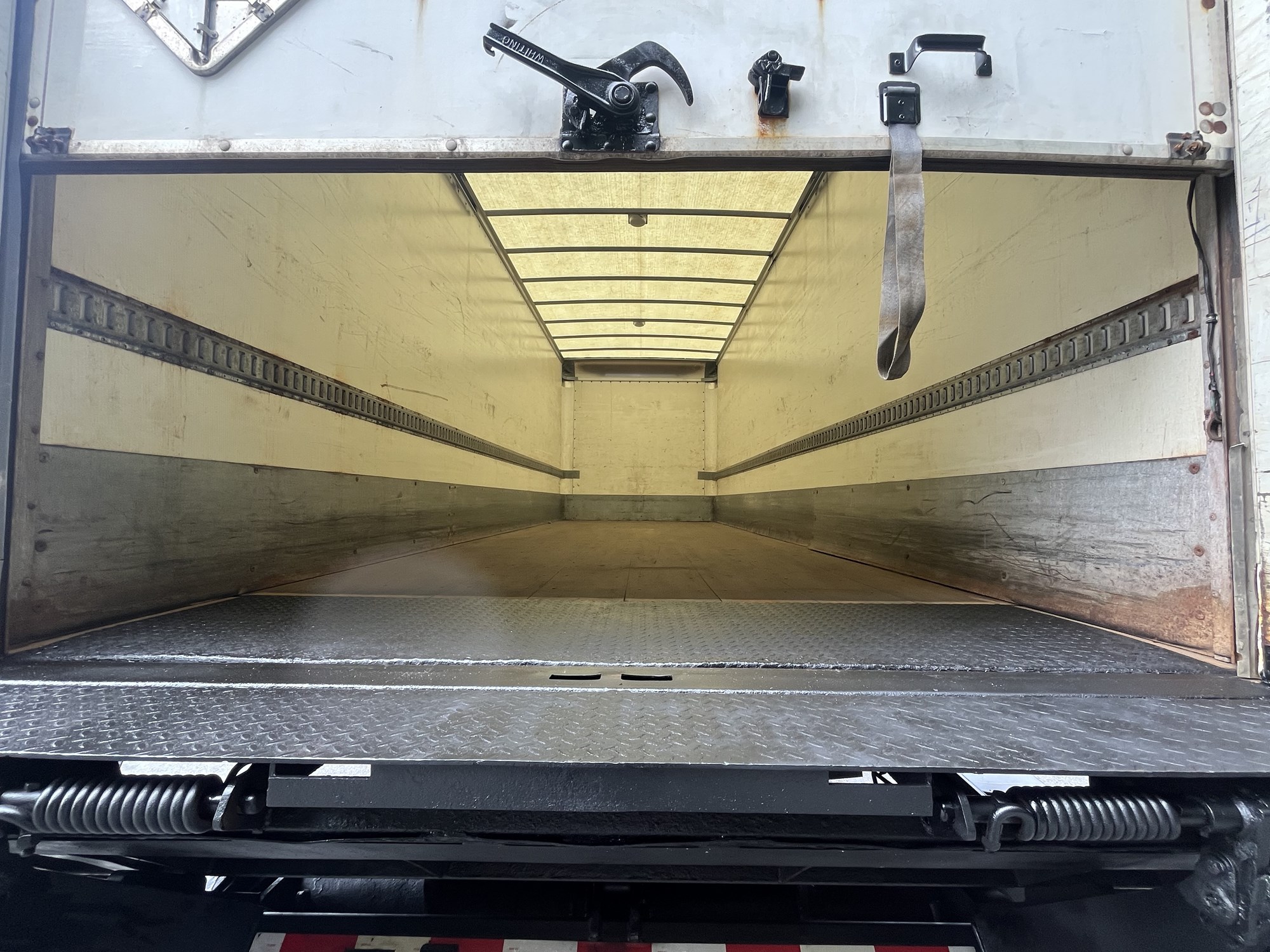 2018 Kenworth T270 JM179233U-09 2018 Kenworth T270 JM179233U-09