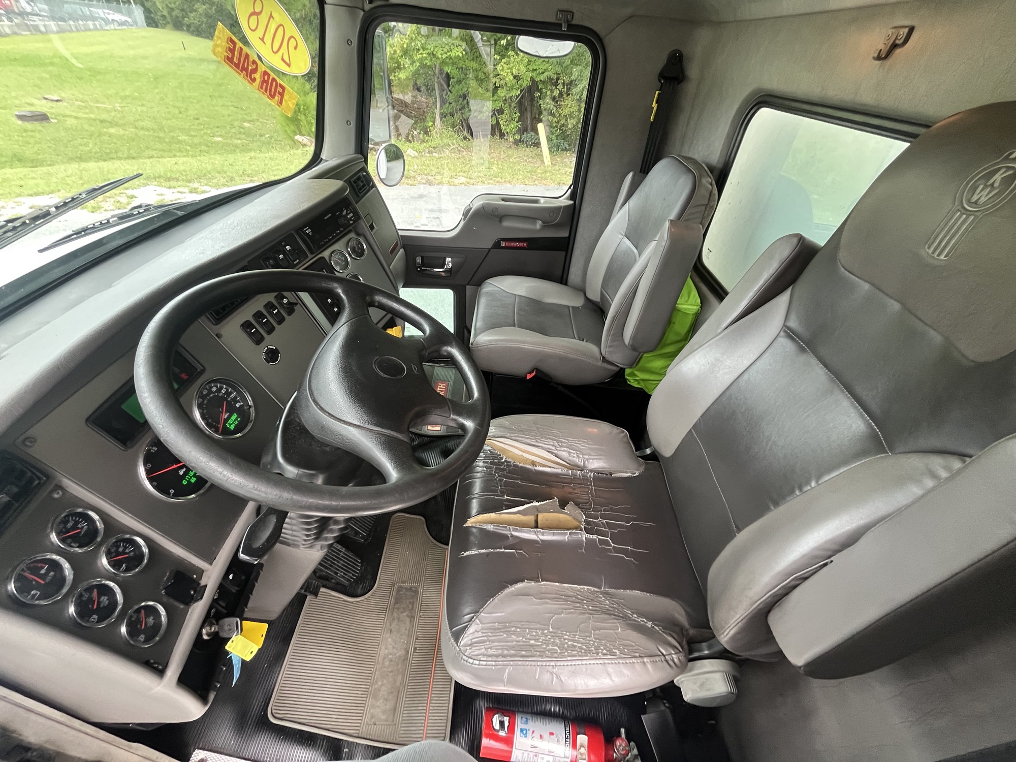 2018 Kenworth T270 JM179233U-20 2018 Kenworth T270 JM179233U-20