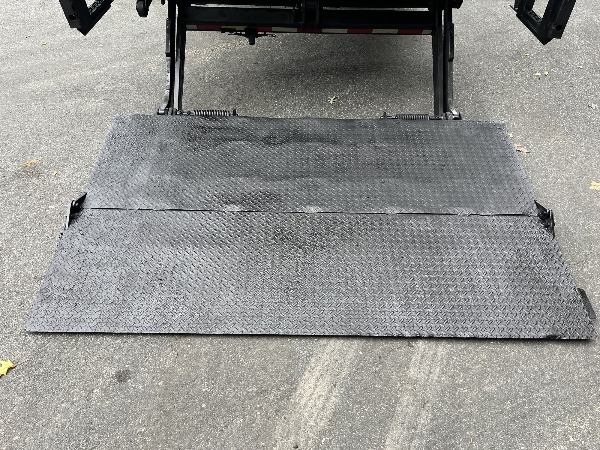 2018 Kenworth T270 JM179233U-24 2018 Kenworth T270 JM179233U-24