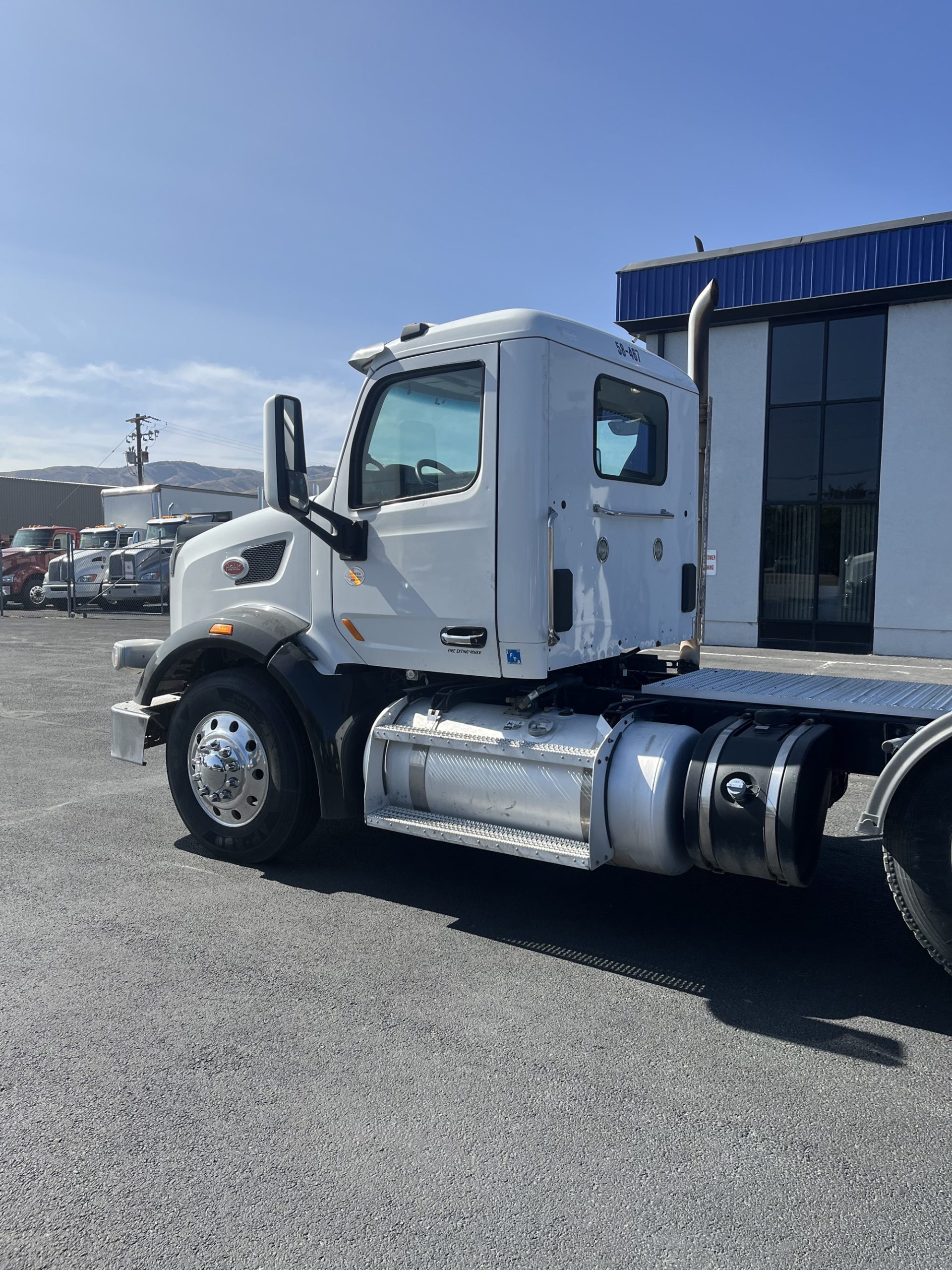 2020 Peterbilt 567 2020 Peterbilt 567 - image 6 of 6