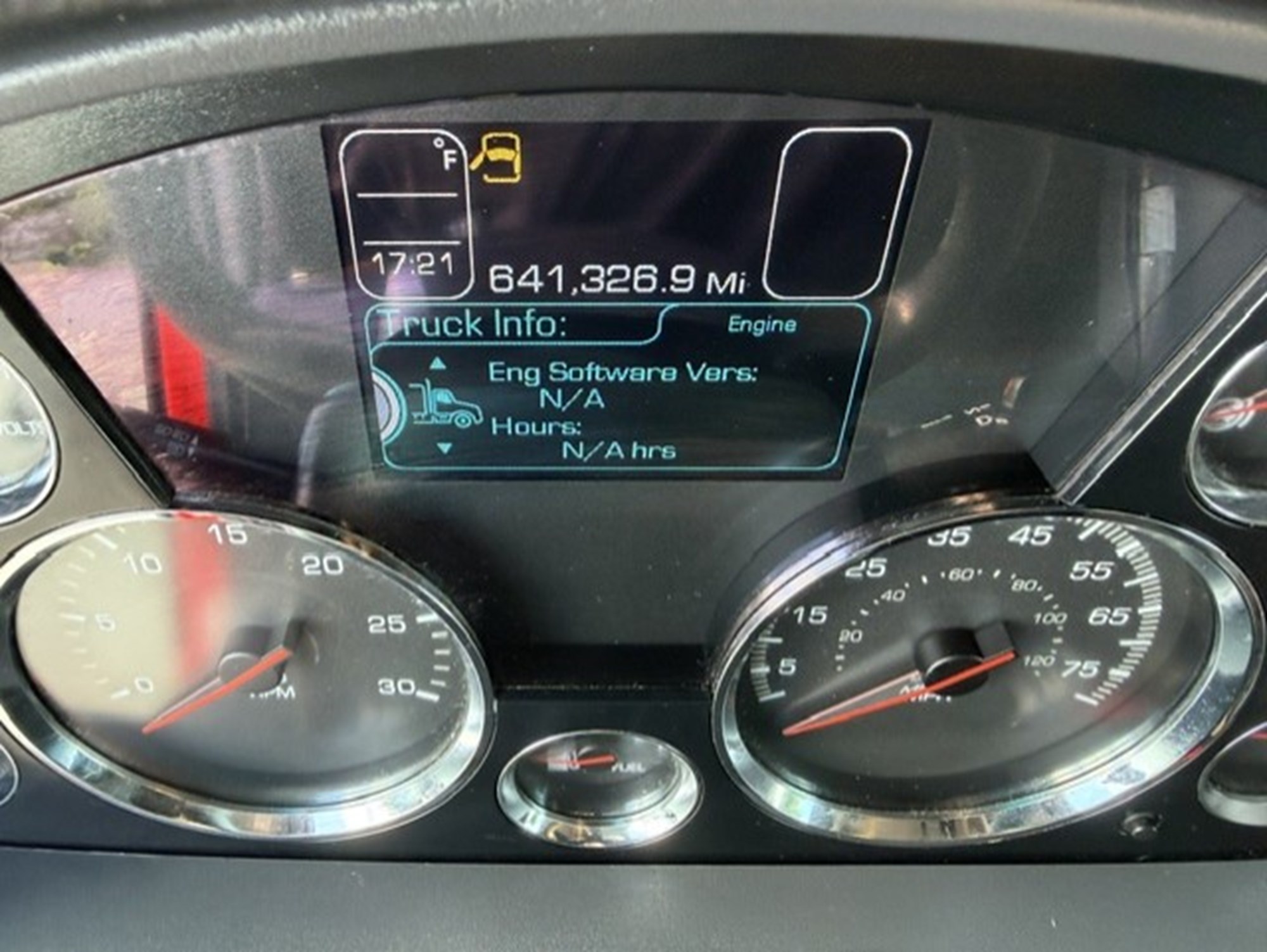 2022 Kenworth T680 2022 Kenworth T680 - image 6 of 6