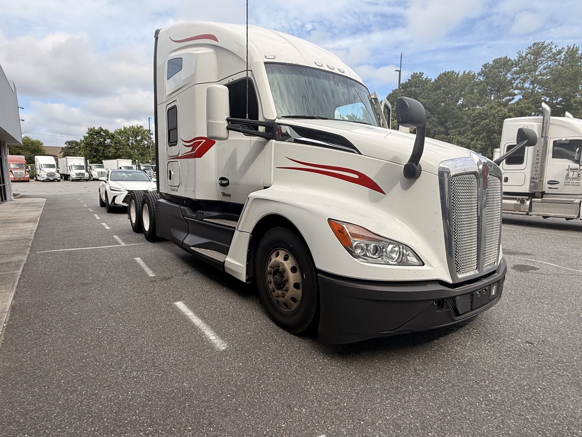 2023 Kenworth T680 PJ254769U-07 2023 Kenworth T680 PJ254769U-07