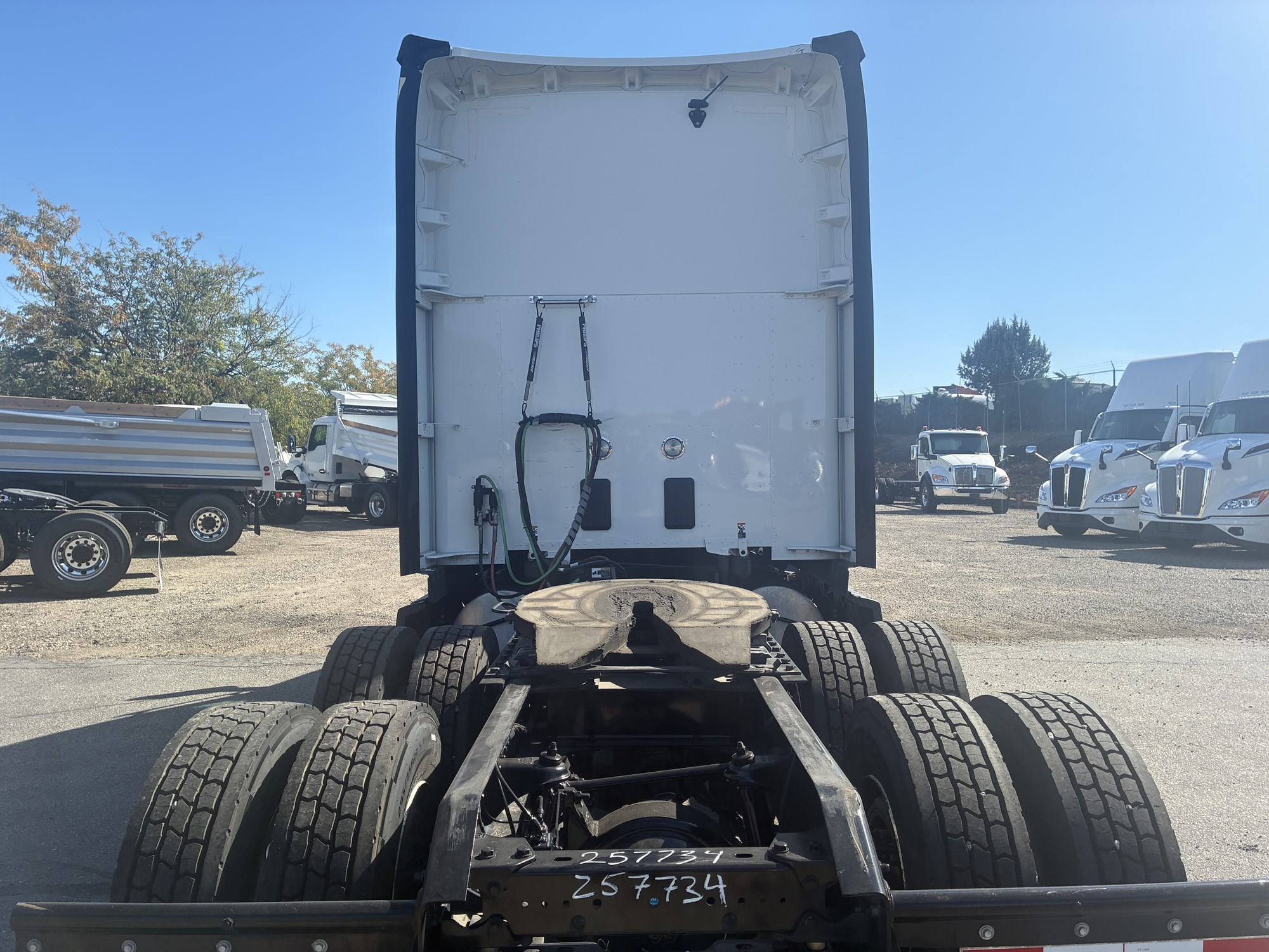 2023 Kenworth T680 Next Gen - image 4 of 6