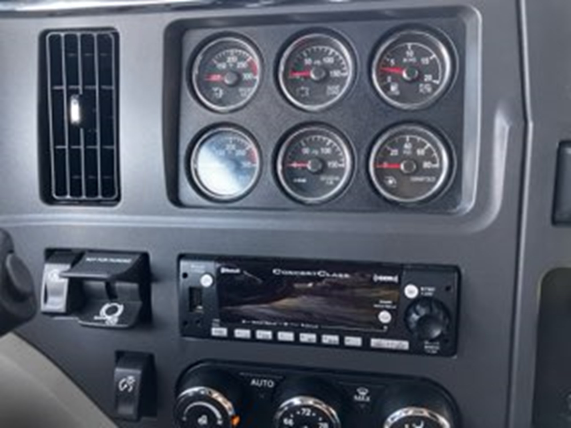 2024 Peterbilt 579 RD601926U-13 2024 Peterbilt 579 RD601926U-13