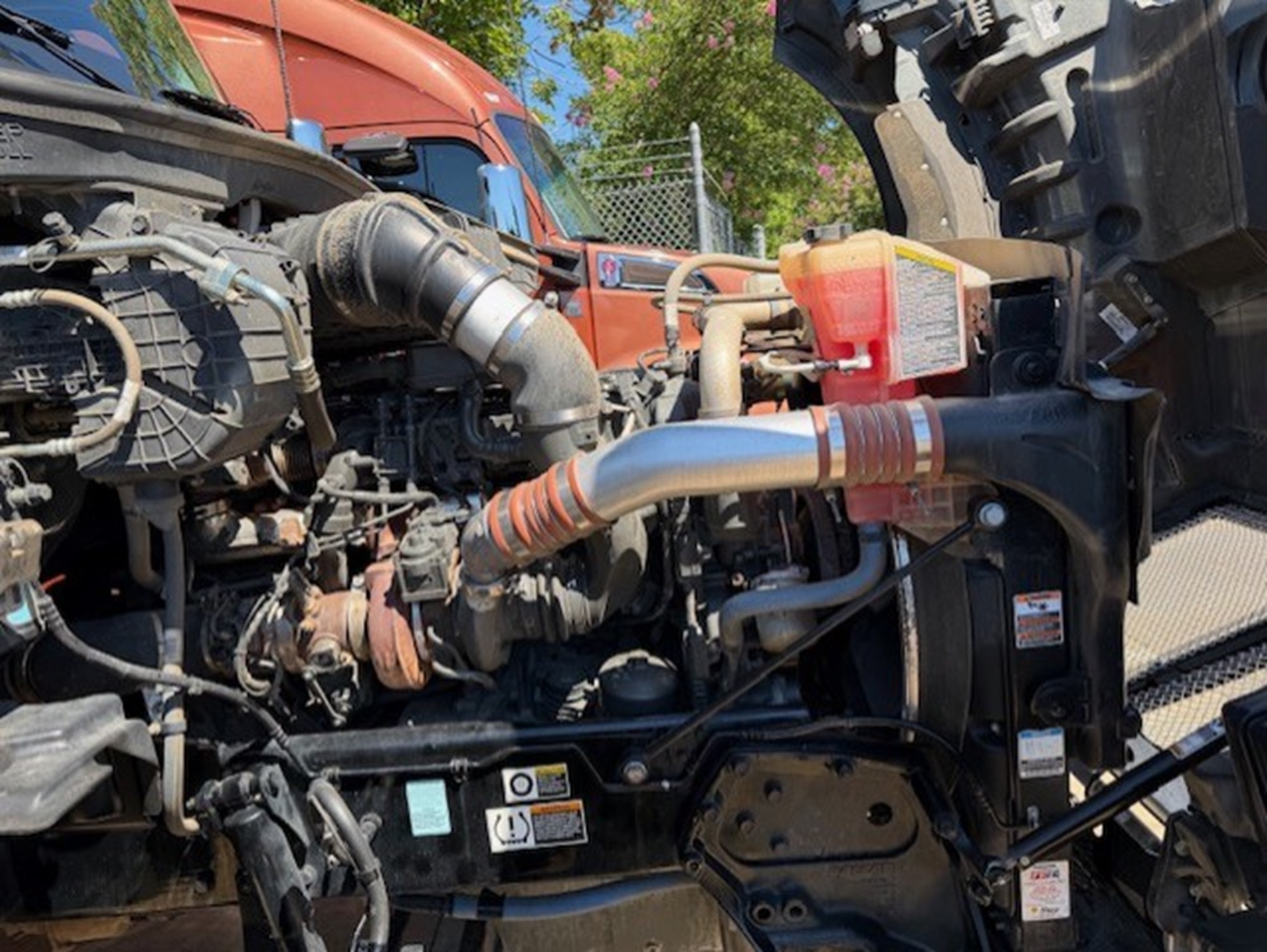 2024 Kenworth T880 RJ383834U-12 2024 Kenworth T880 RJ383834U-12