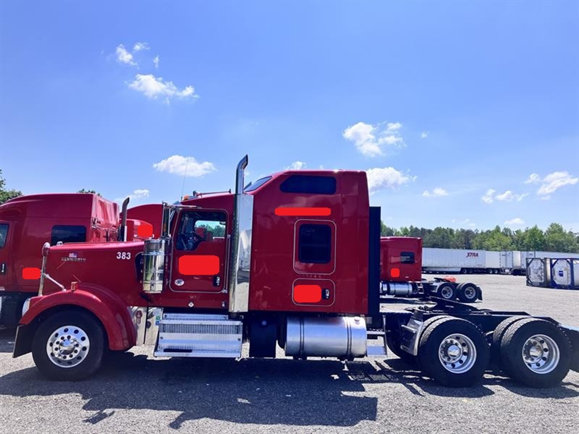 2024 Kenworth W900B 2024 Kenworth W900B - image 3 of 6