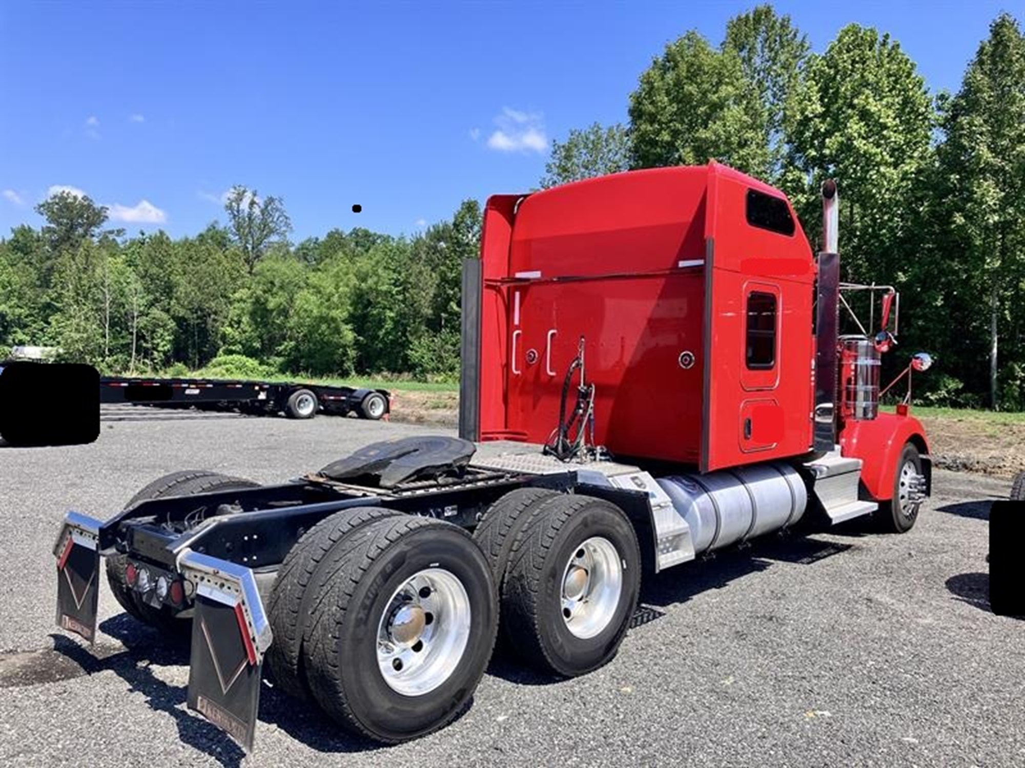 2024 Kenworth W900B 2024 Kenworth W900B - image 5 of 6