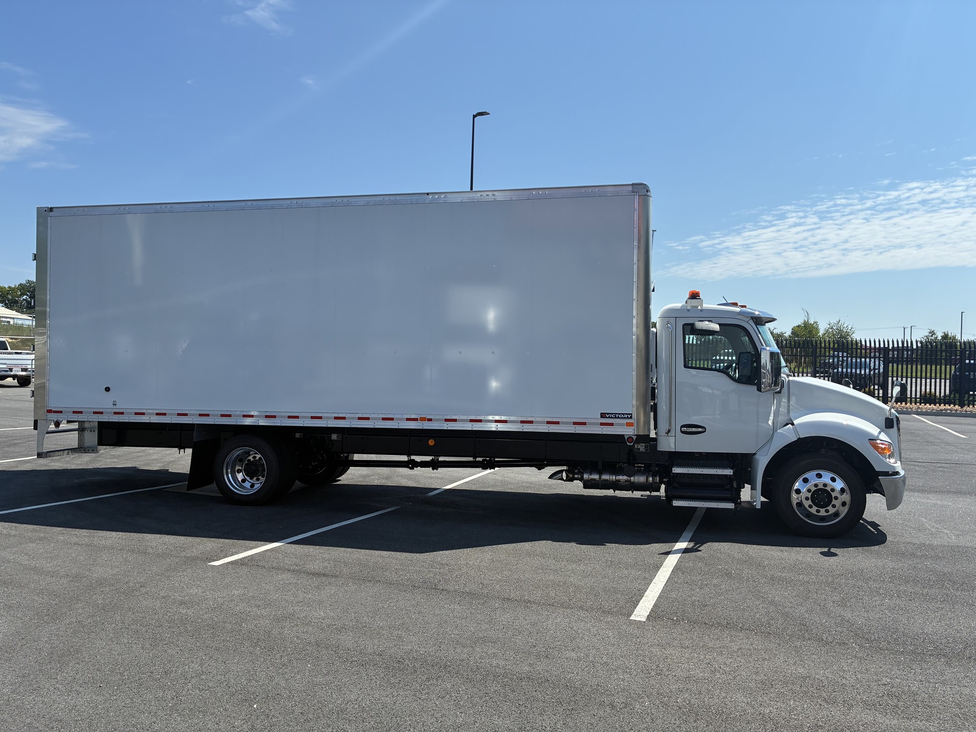 2026 Kenworth T280 2026 Kenworth T280 - image 4 of 6