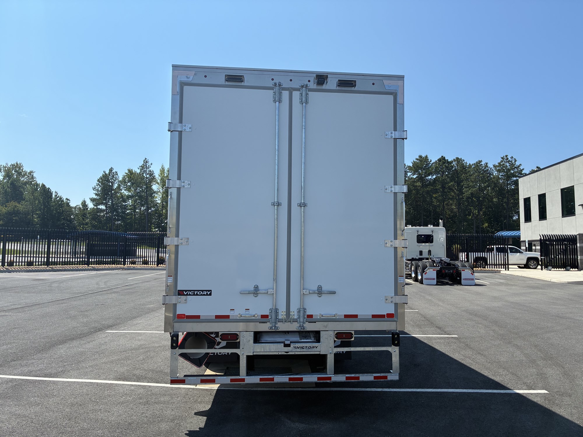 2026 Kenworth T280 2026 Kenworth T280 - image 6 of 6