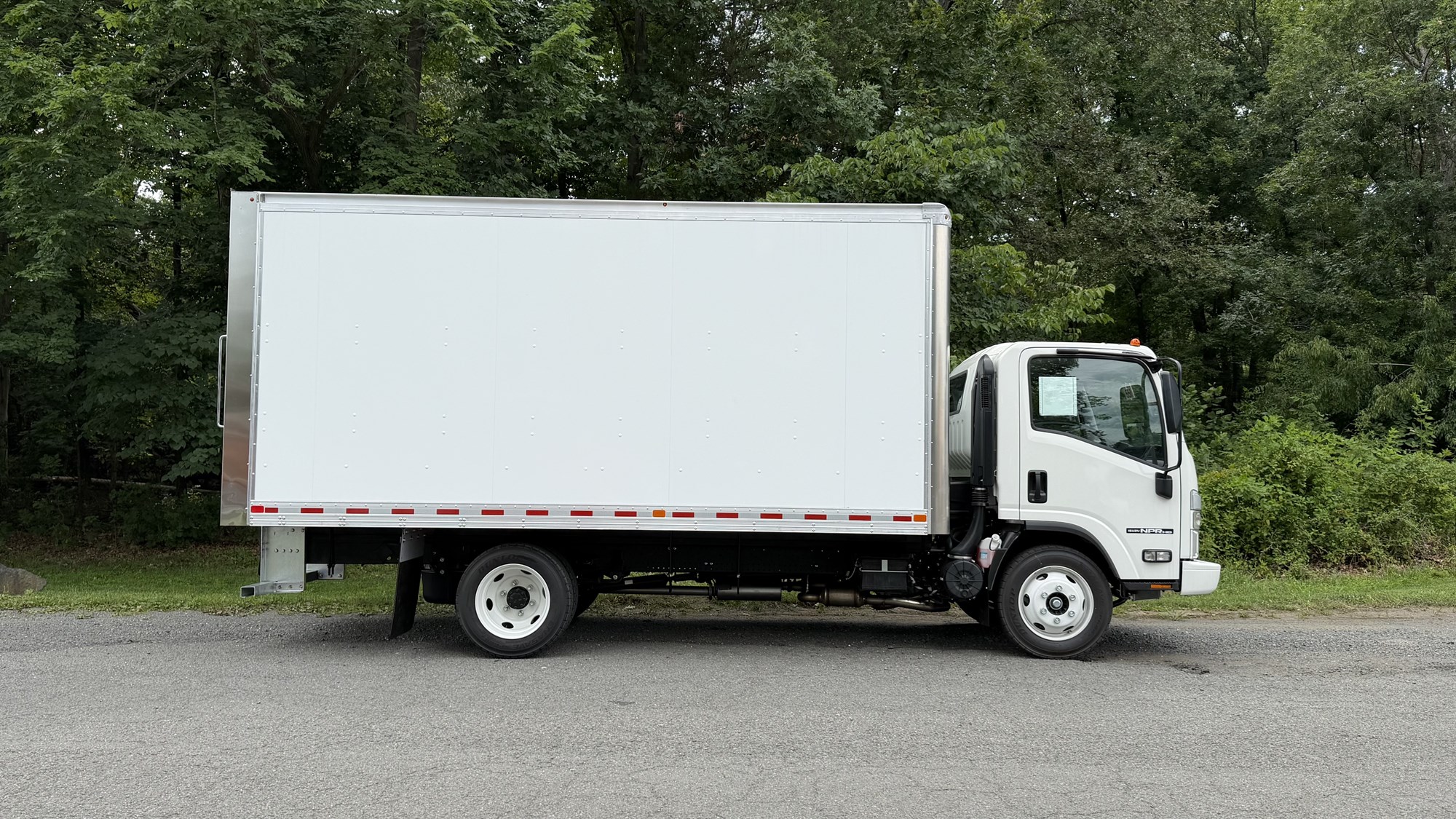 2026 Isuzu NPRGASHD 1F3 2026 Isuzu NPRGASHD 1F3 - image 6 of 6