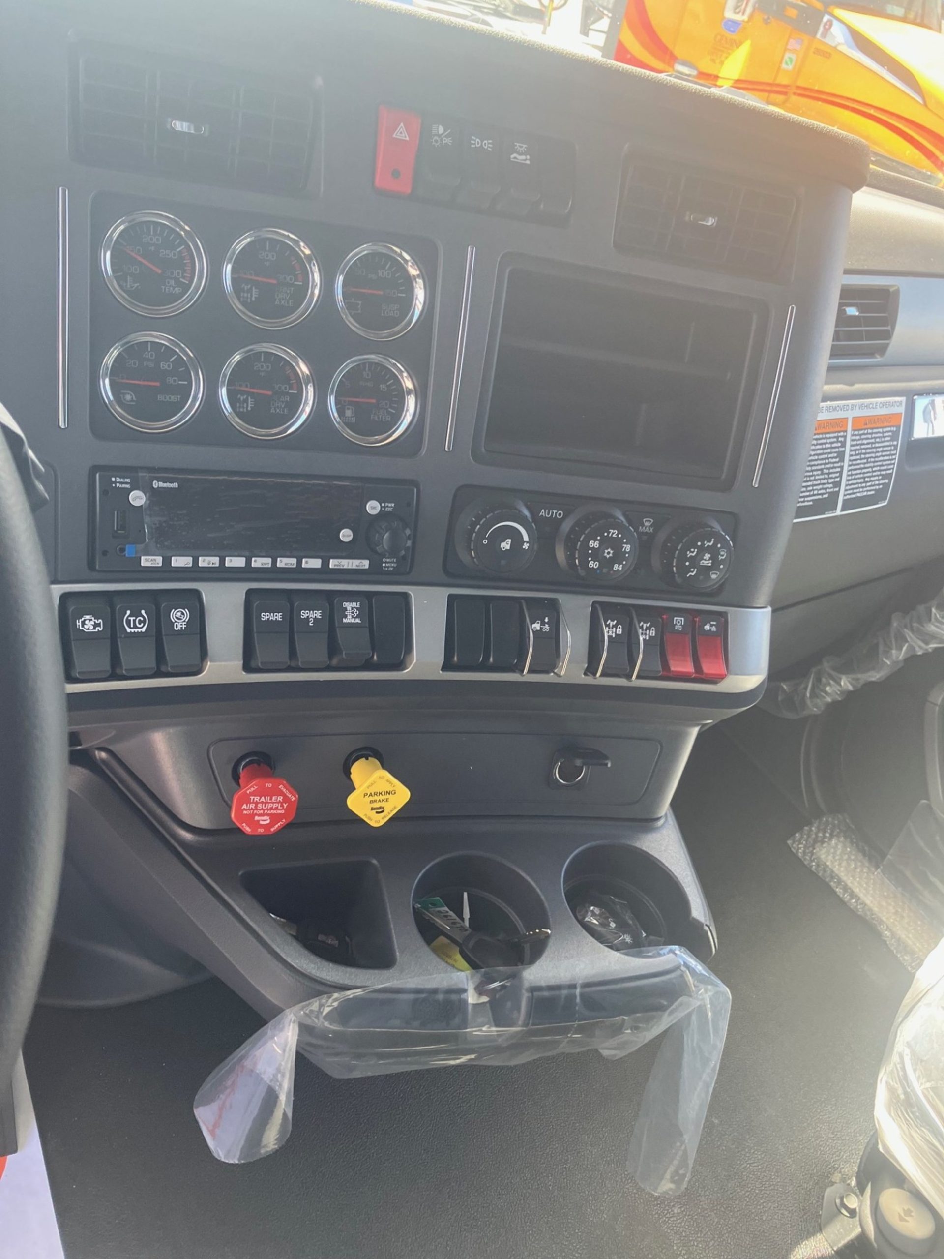 2027 Kenworth T680 Next Gen 2027 Kenworth T680 Next Gen - image 5 of 5