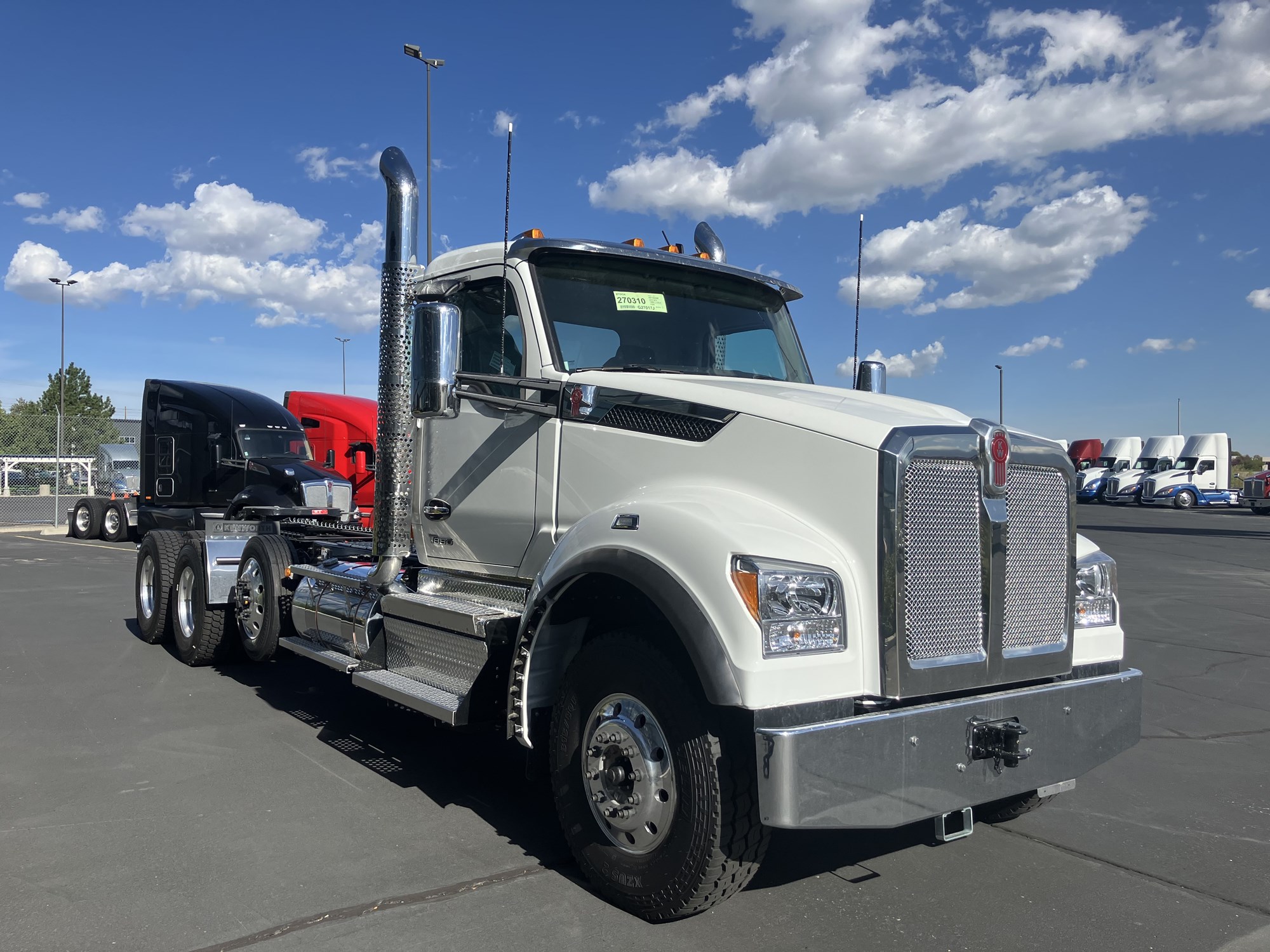 2027 Kenworth T880 2027 Kenworth T880 - image 3 of 6