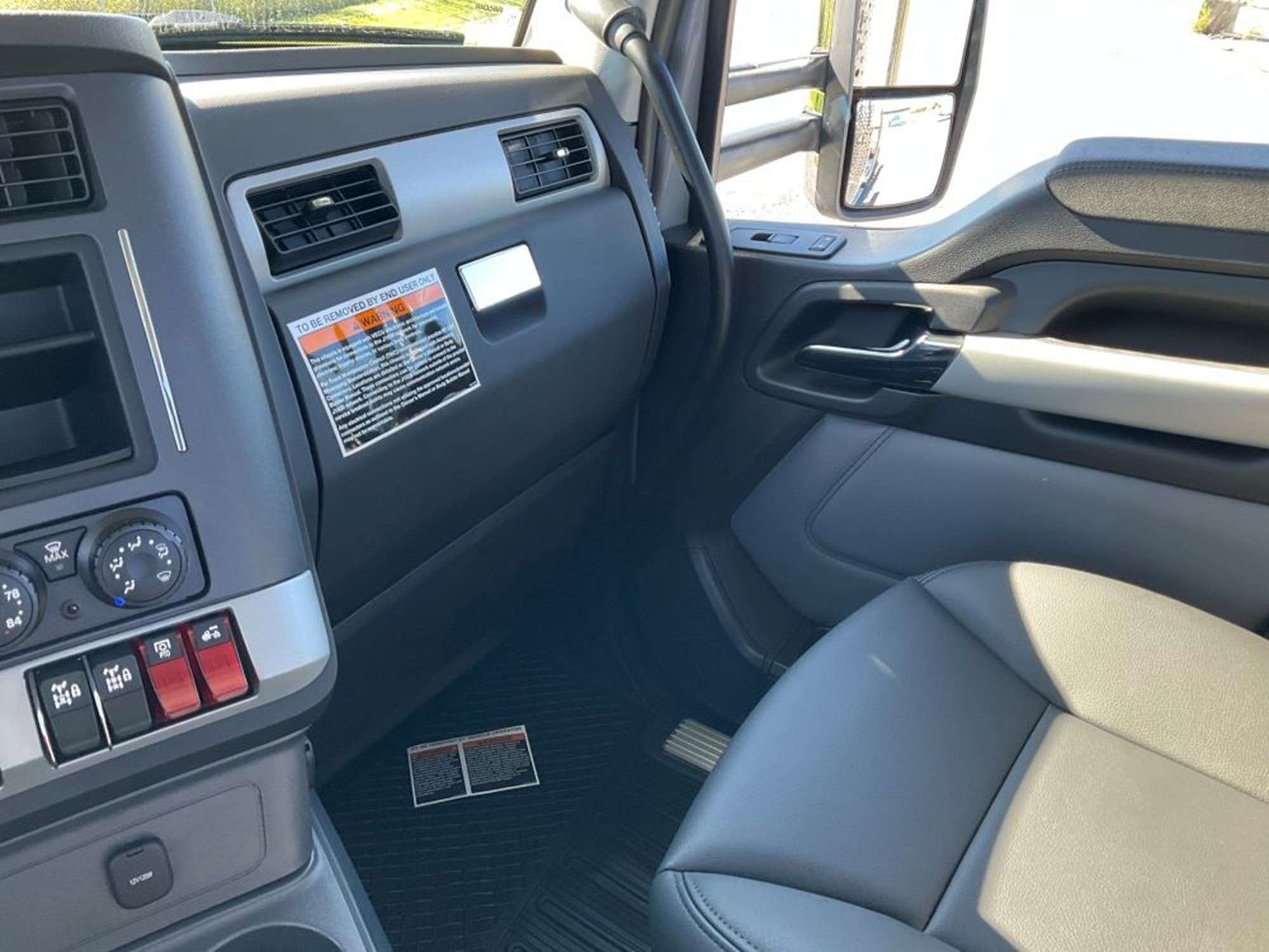 2027 Kenworth T880 VJ277244-15 2027 Kenworth T880 VJ277244-15