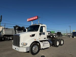 2015 Peterbilt 567 FD261217U-01