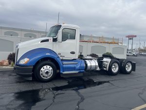 2018 Kenworth T680 JJ222454C-01