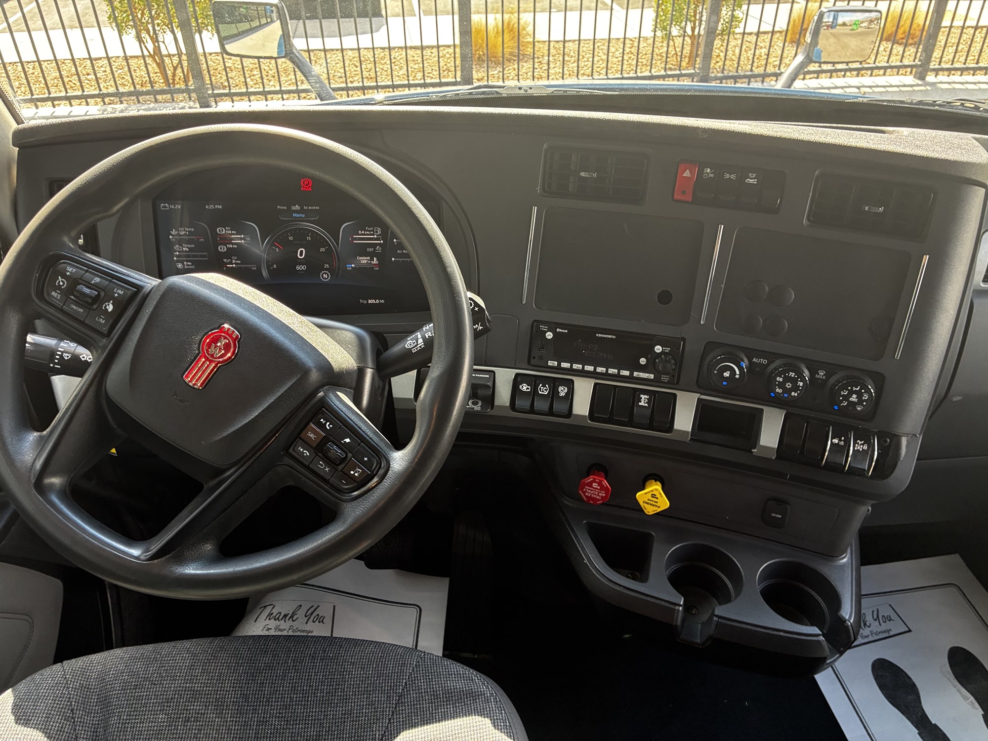2023 Kenworth T680 Next Gen PJ222250U-19 2023 Kenworth T680 Next Gen PJ222250U-19