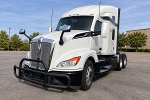 2023 Kenworth T680 PJ238531U-01