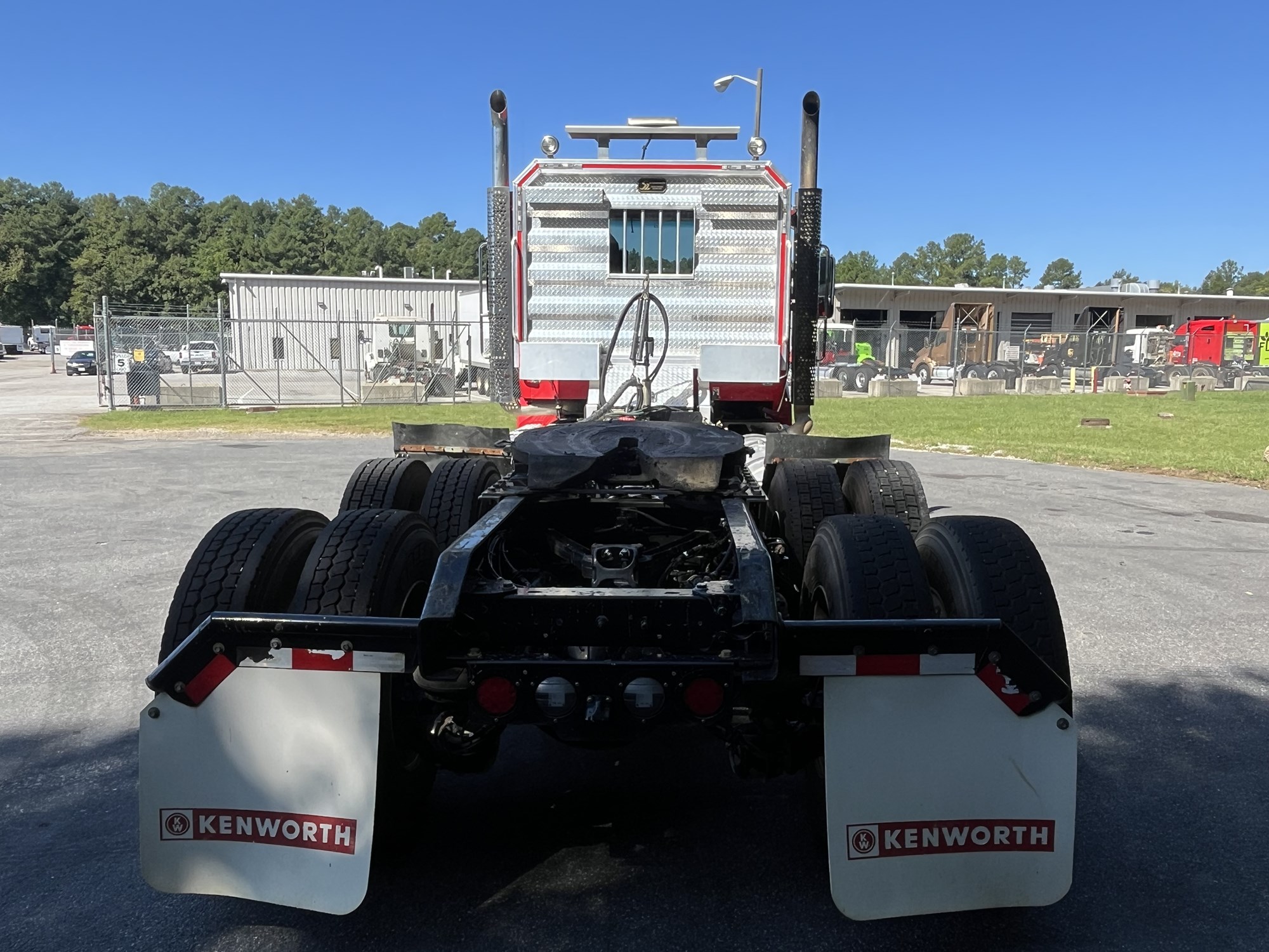 2025 Kenworth T880 2025 Kenworth T880 - image 6 of 6