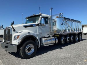 2027 Kenworth T880 VJ247244-01