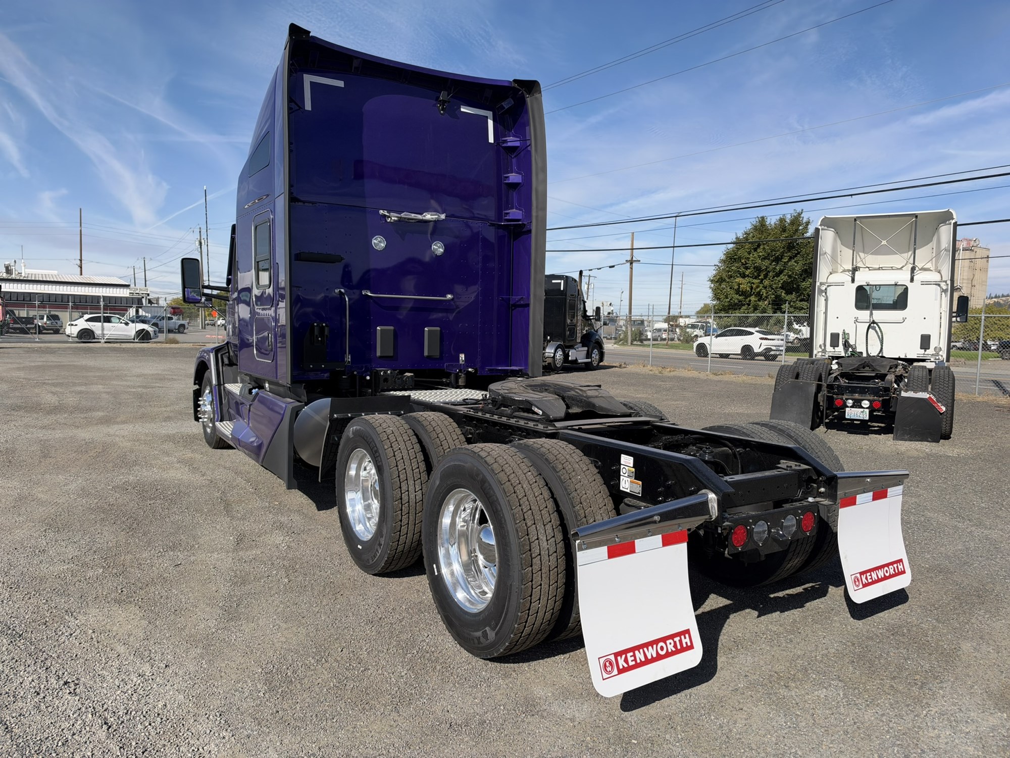 2027 Kenworth T680 Next Gen 2027 Kenworth T680 Next Gen - image 2 of 6